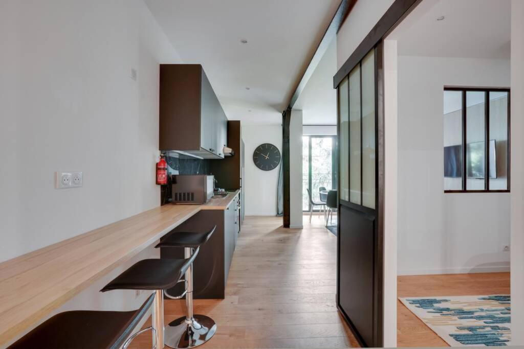 Suite Luxury Republique Париж Екстер'єр фото